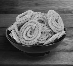 Masala Butter Chakli  (100gm)