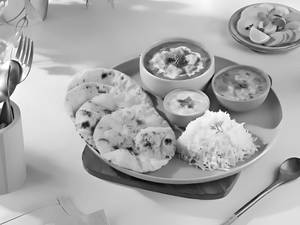 Shahi paneer thali