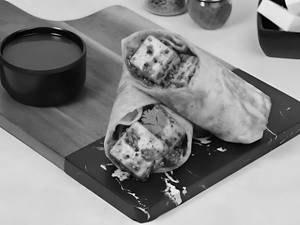 Paneer Achari Tikka Roll