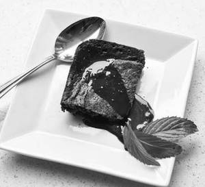 Brownie With Chocolate Sauce