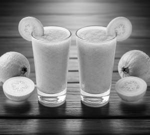 Guava shotts [2 pieces]