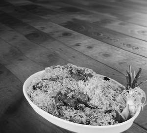Hyderabadi Chicken Dum Biryani ( Full )