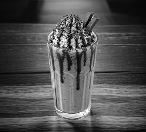 Kit kat shake