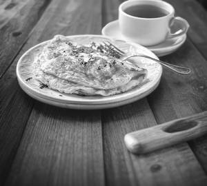 Omelette (2 eggs) with Tea 150ML