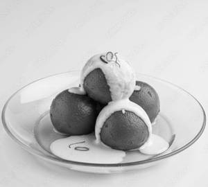 Hot Gulab Jamun with rabri  [4pc]