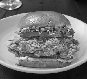 Classic chicken zinger burger