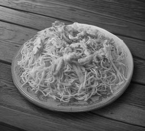 Hakka Noodles Egg Chi