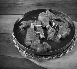 Mutton Paya Curry Kharode