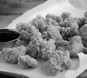 Crispy chicken popiecesorn