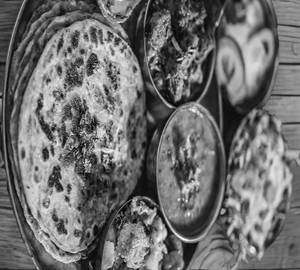 Paratha with chicken curry