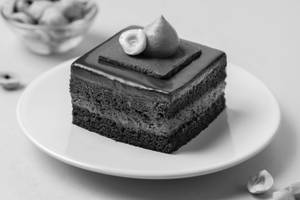 Choco Hazelnut Pastry [1 Piece]