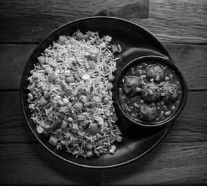 Veg Fried Rice And Veg Manchurian Combo