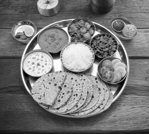 Family Thali For 2