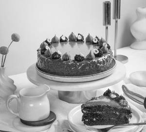 Nutella Hazelnut  Cake   1/2Kg