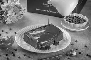 London Viral Cake Slice