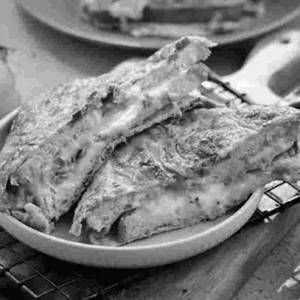Chicken bread omelette