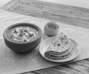 Paneer Makhani Phulka Combo