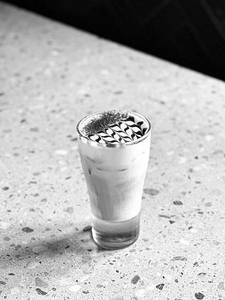 Iced Vanilla And Caramel Mocha