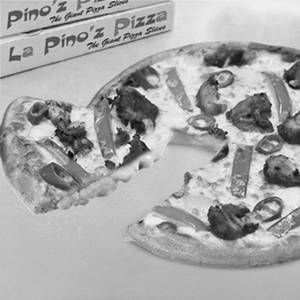 Chicken 65 Cheese Burst Pizza