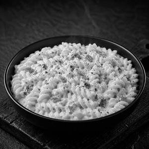White Sauce Pasta
