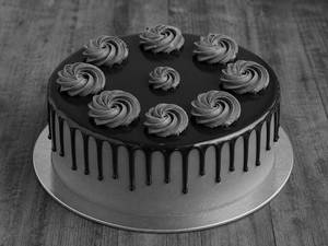 Fantasy Choco Delight Cake (475 Gms)