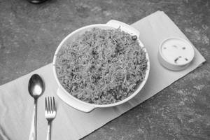 Schezwan Fried Rice (650ml)