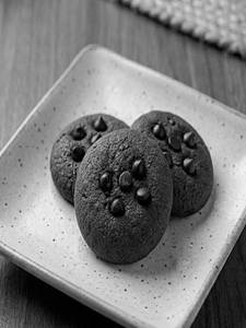 Old School Malt & Cocoa Cookie