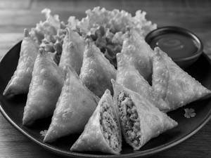 Malabar Chicken Samosa