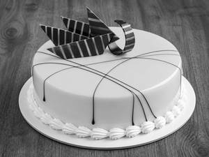 Rich Pineapple Supreme Cake (475 Gms)