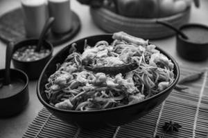 Chicken Schezwan Noodles