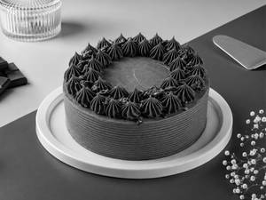 Classic Chocolate Crunch Cake - 500Gms