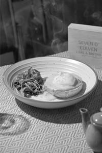 Eggs Benedict