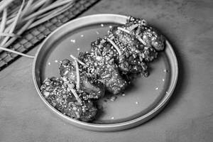 Barbeque Tossed Chicken Wings