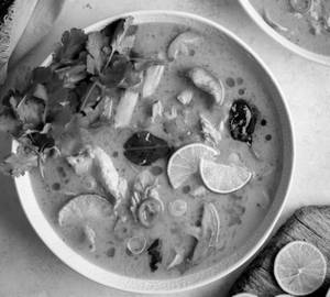 Tom Kha ( Coconut Cream) ( Chicken)