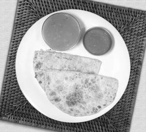 2 Plain Paratha With Sabzi And Chutney                 