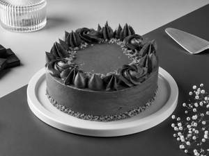 Biscoff Chocolate Crunch Cake - 500Gms