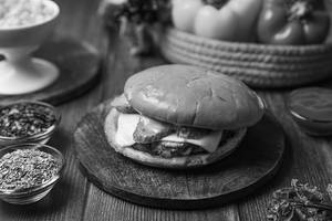 Classic Cheeseburger