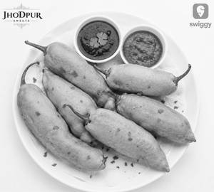 Mirchi Vada ( 2 Pc )