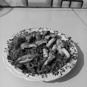 Fried chicken wai wai noodle