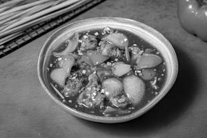 Chicken In Chilli And Oyster Gravy