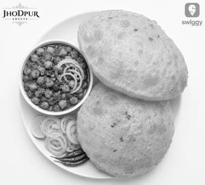 Chole Bhature( Pack Of 4)