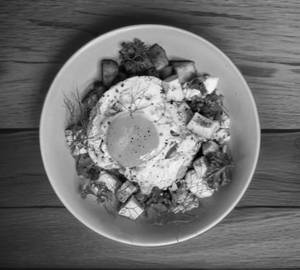 Smoked Chicken With Harissa Sauce And Egg