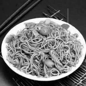Manchurian noodles mixed