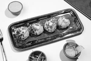 Cheese And Truffle Kulcha