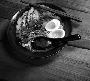 Chicken Teriyaki Ramen [Red Miso,Hondashi Broth,Wakame,Dobanjan]