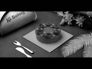 Chocolate Crunch Bento Cake 300 Gms
