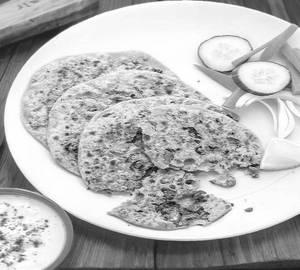 Matar Paratha