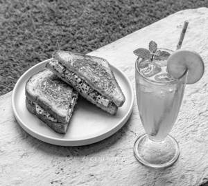 Paneer Sandwich + Green Apple Mocktail