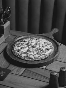 Paneer Ghee Roast Pizza