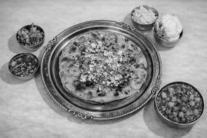 Ghobi Garlic Kulcha
